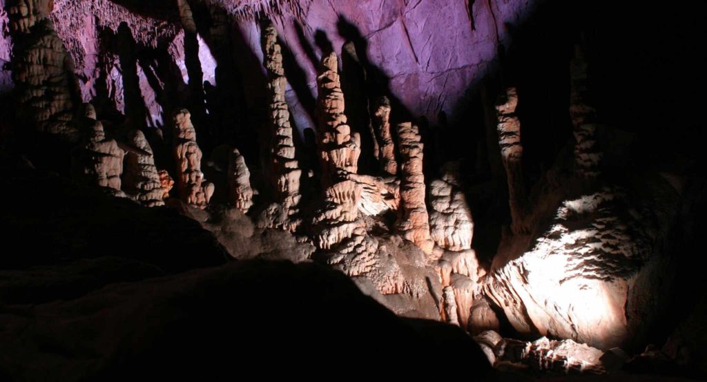 montana national parks lewis and clark caverns