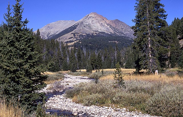 montana mountains electric peak