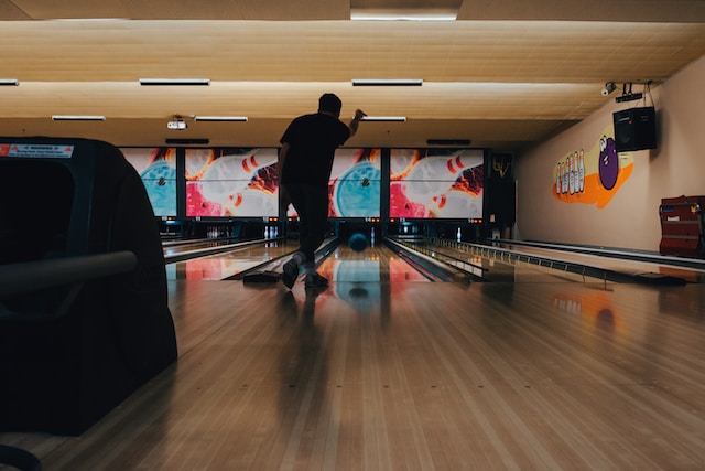 things to do in deer lodge montana bowling