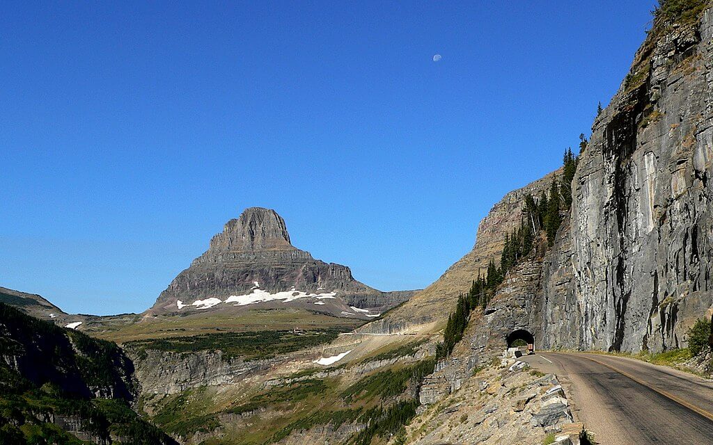 glacier national park history sun road today